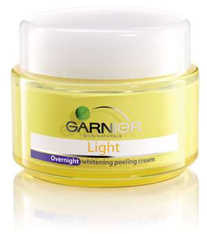  نام : کرم مرطوب کننده روز گارنیر » نام انگلیسی : garnier skin naturals light » میل : 40 » شرکت تو 
