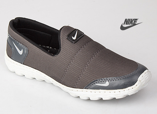 کفش مردانه Nike طرح اسپرت طوسی