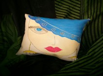 کوسن چرم نقاشی شده
