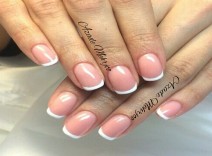 کاشت ناخن آزاده